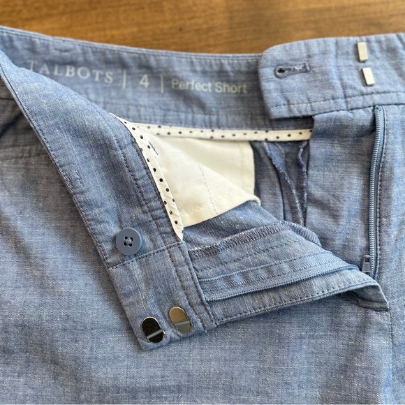 Talbots Perfect Short Size 4 - Picture 3 of 6